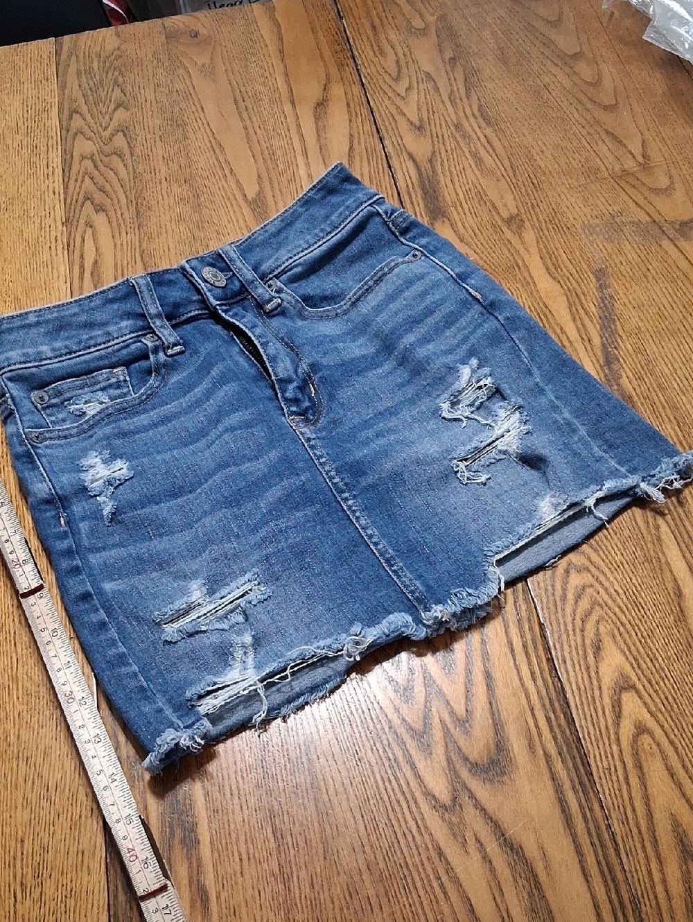 AMERICAN EAGLE Jean Skirt 0 Womens Super STRETCH Used Distressed Preowned Denim